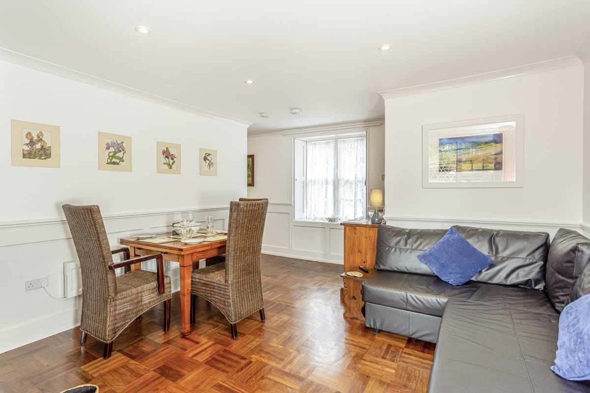 The Garden Flat Ardullie, listing photograph 8
