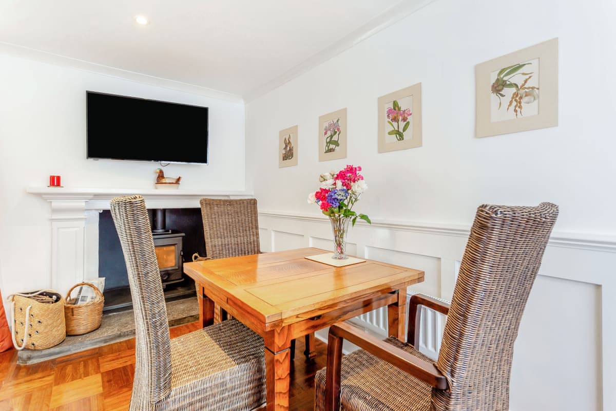 The Garden Flat Ardullie, listing photograph 10