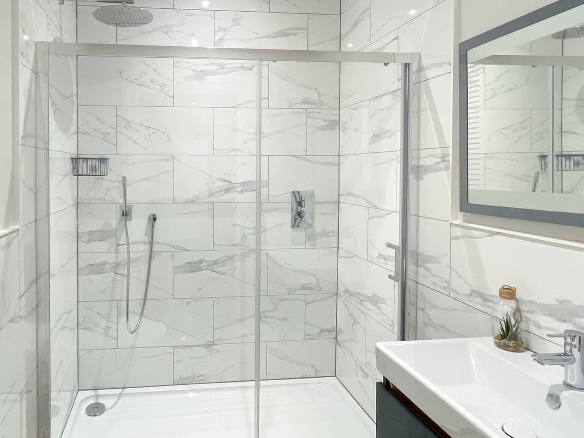 Airds Apartment, listing photograph 10