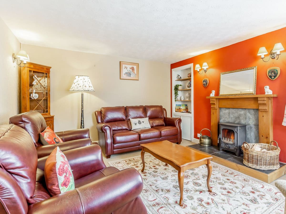 Holly Tree Cottage, listing photograph 3