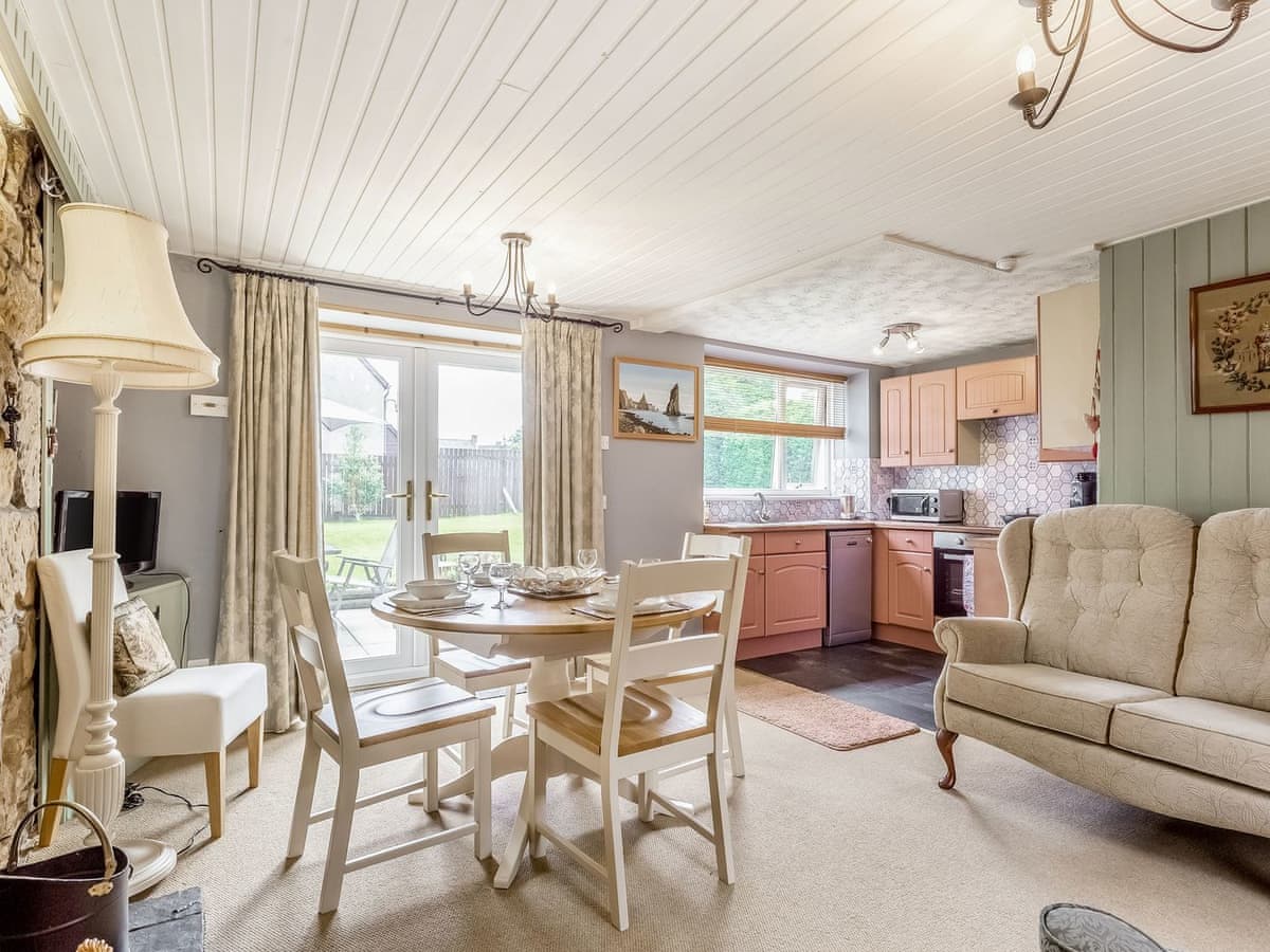 Holly Tree Cottage, listing photograph 7