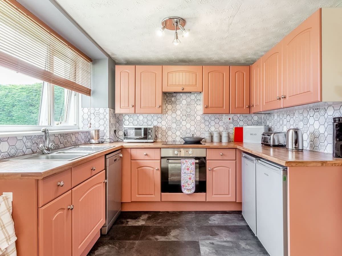Holly Tree Cottage, listing photograph 10