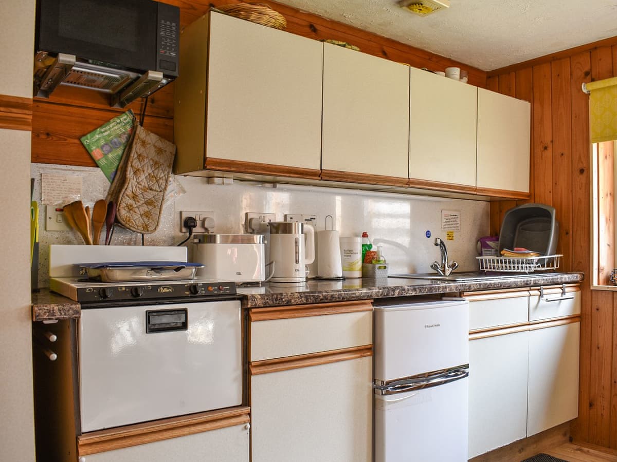Mondhuie Self Catering Chalets - The Bothy, listing photograph 4