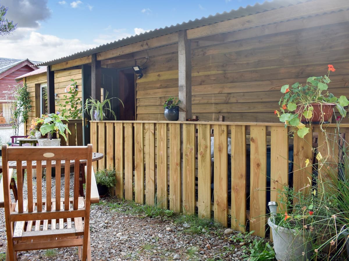 Mondhuie Self Catering Chalets - The Bothy, listing photograph 8
