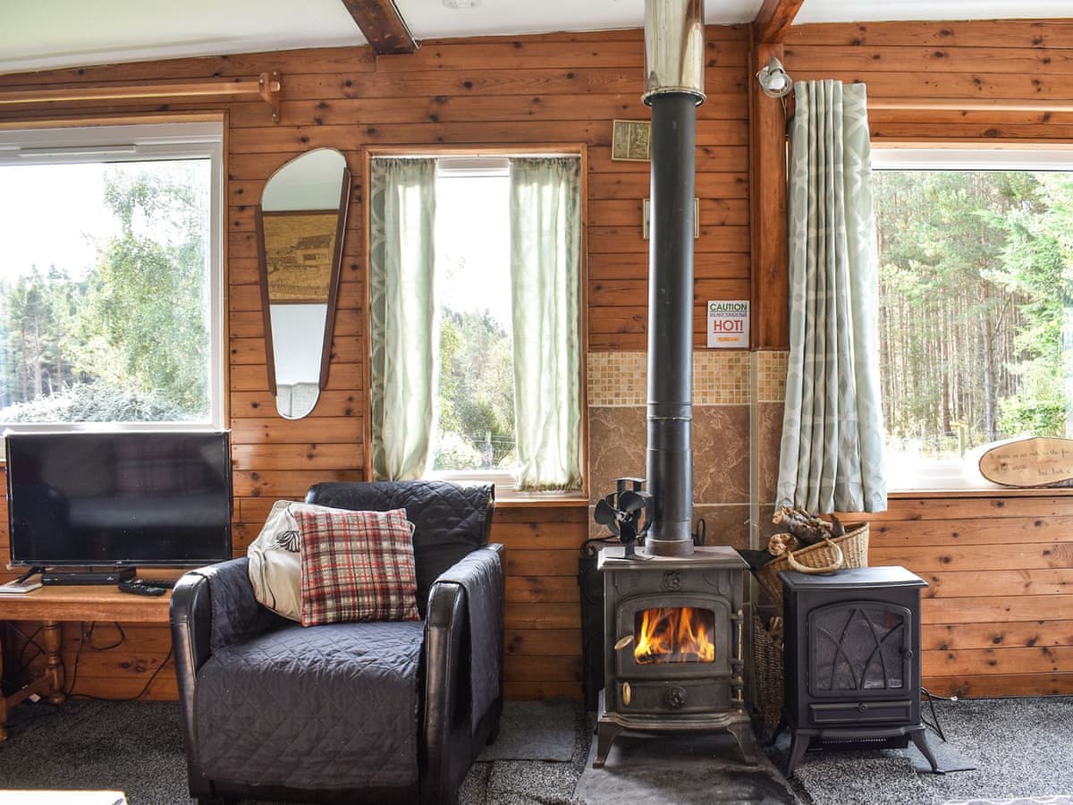 Mondhuie Self Catering Chalets - The Chalet, listing photograph 5