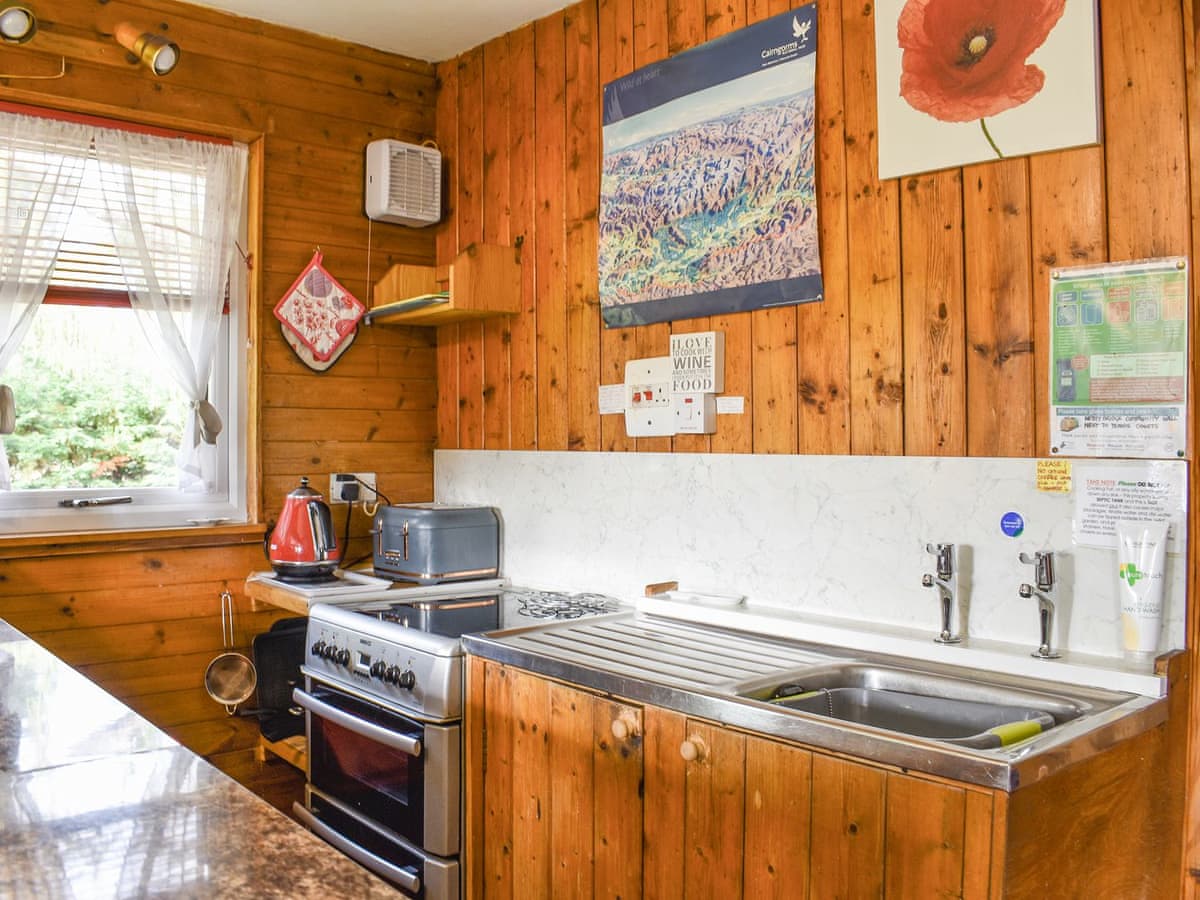 Mondhuie Self Catering Chalets - The Chalet, listing photograph 7