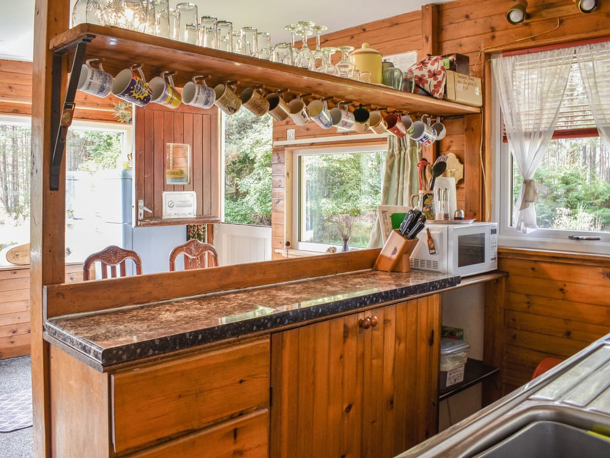Mondhuie Self Catering Chalets - The Chalet, listing photograph 8
