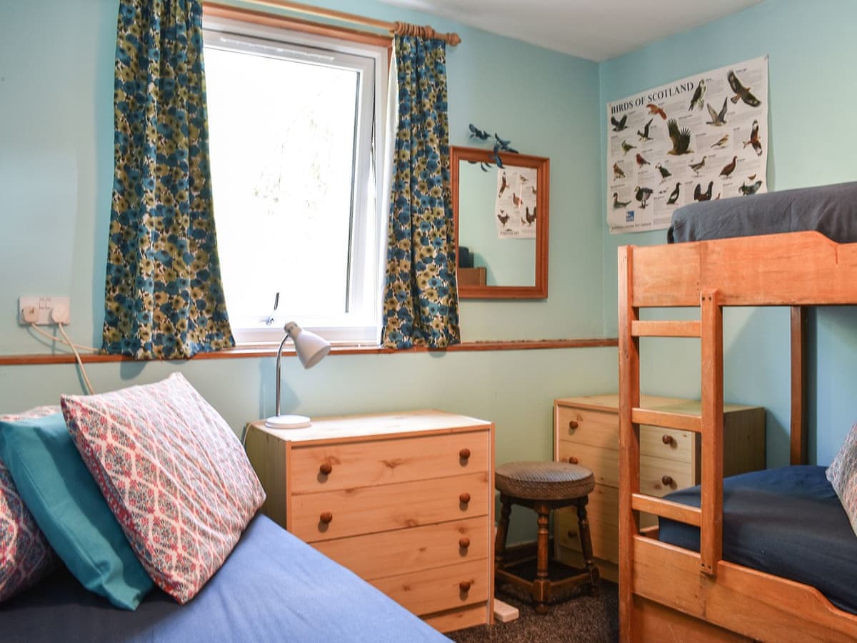 Mondhuie Self Catering Chalets - The Chalet, listing photograph 11