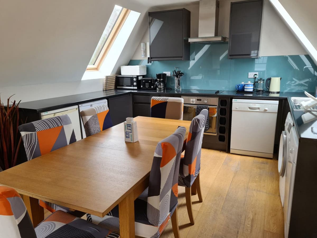 Lochside Holidays - Lochside Apartment, listing photograph 3