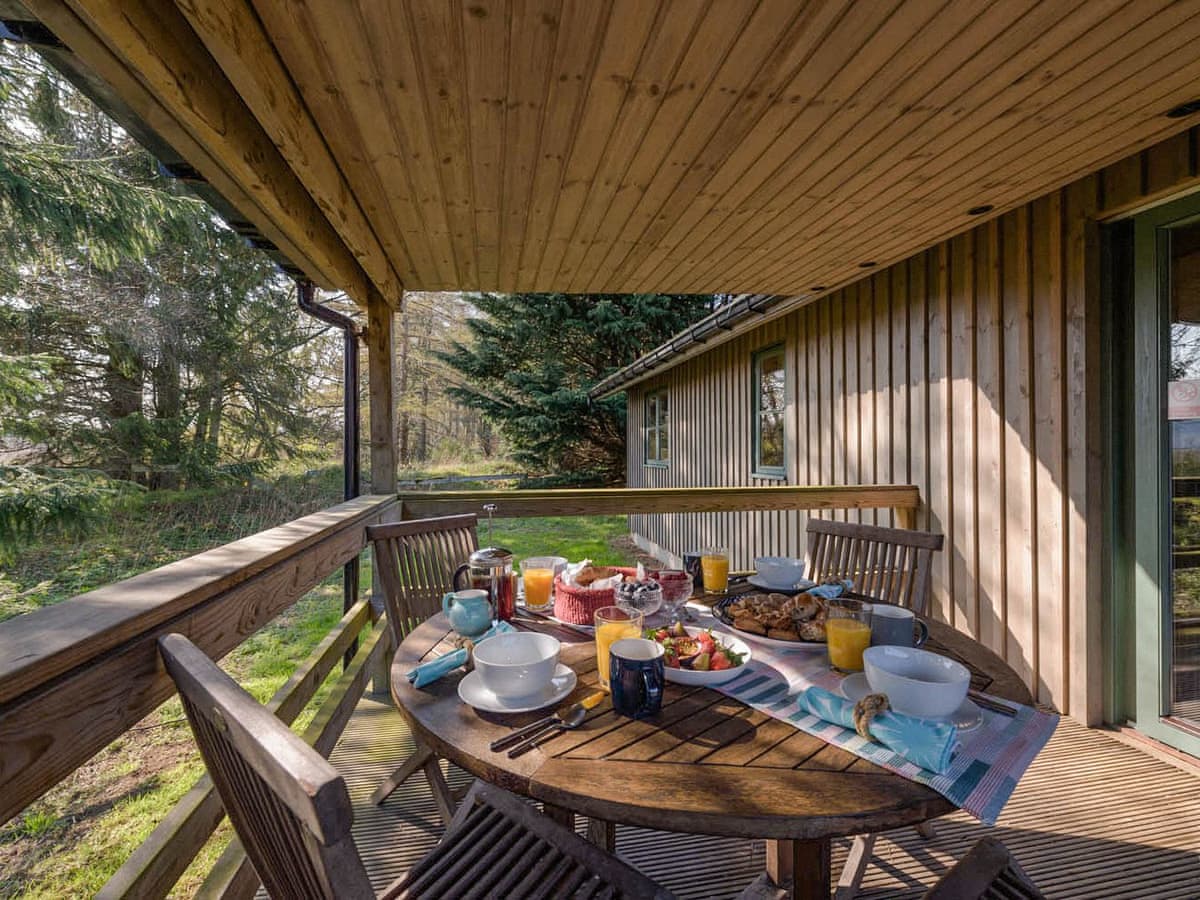 Woodend Lodges- Ben Macdui, listing photograph 2
