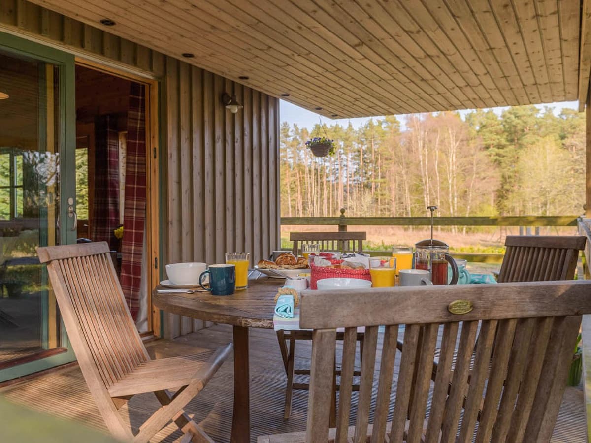 Woodend Lodges- Ben Macdui, listing photograph 3