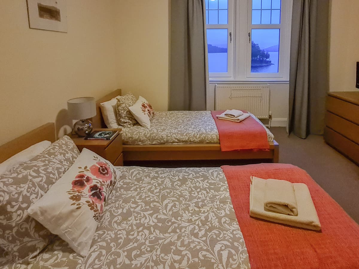 Lochside Holidays - Lochside House, listing photograph 10
