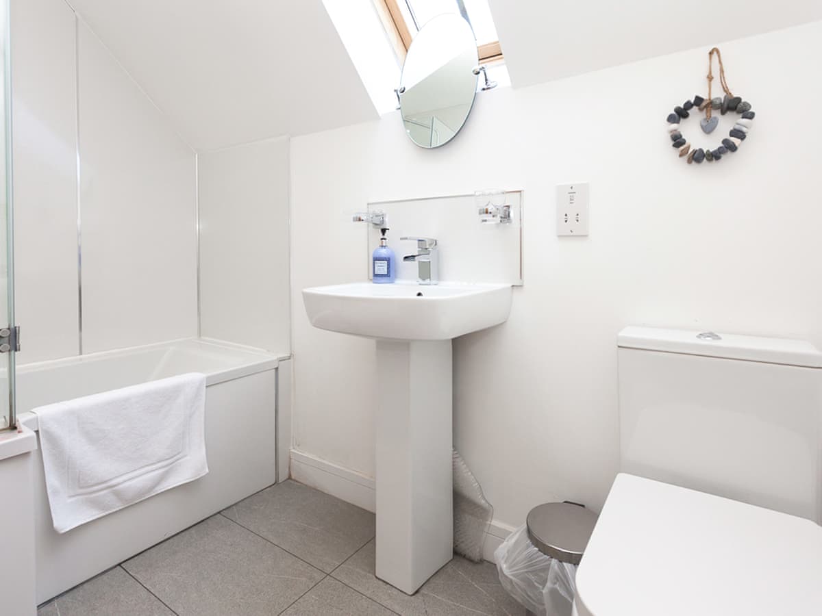 Beech Cottage, listing photograph 12