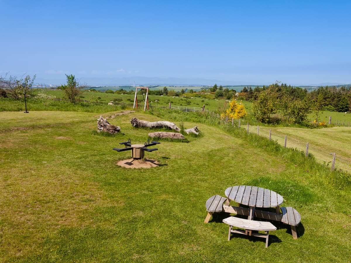 Honeysuckle Cottage, listing photograph 11