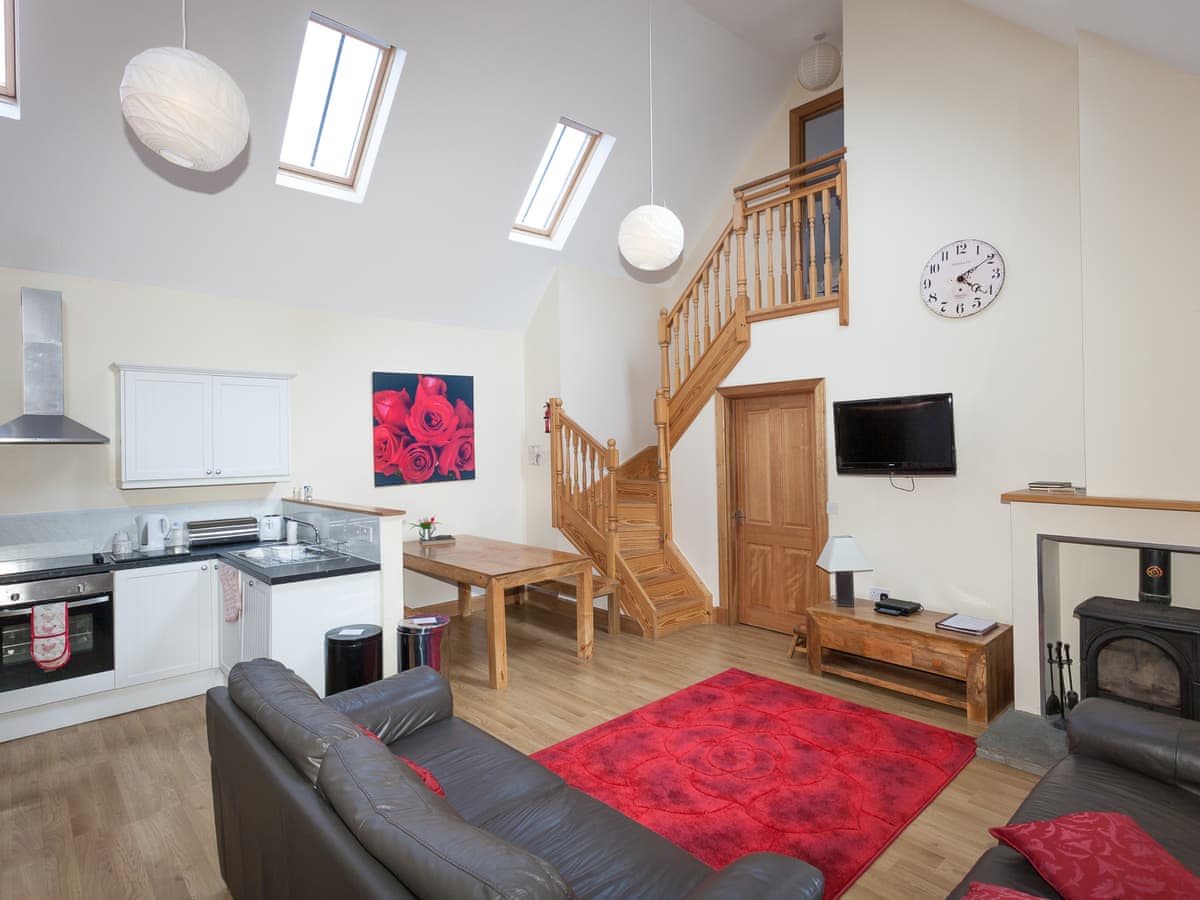 Rose Cottage, listing photograph 2
