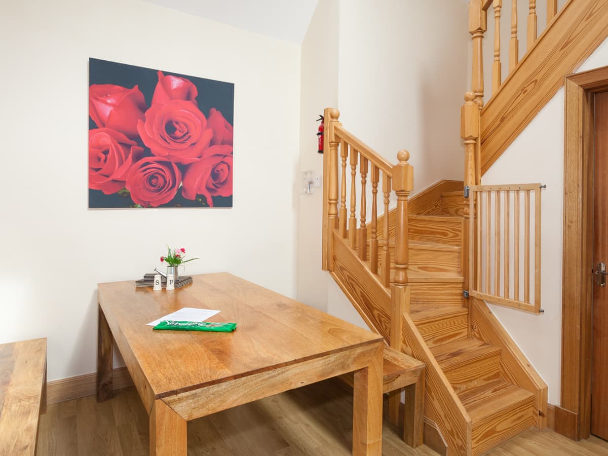 Rose Cottage, listing photograph 3