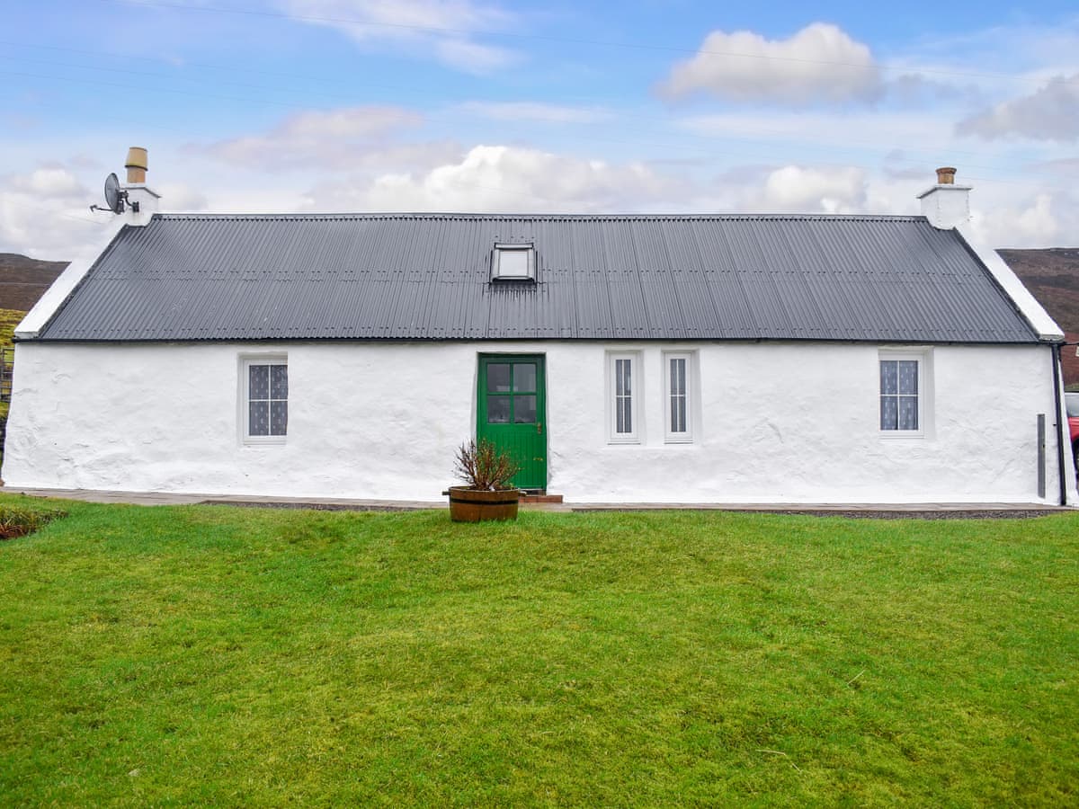 The Cottage, listing photograph 3