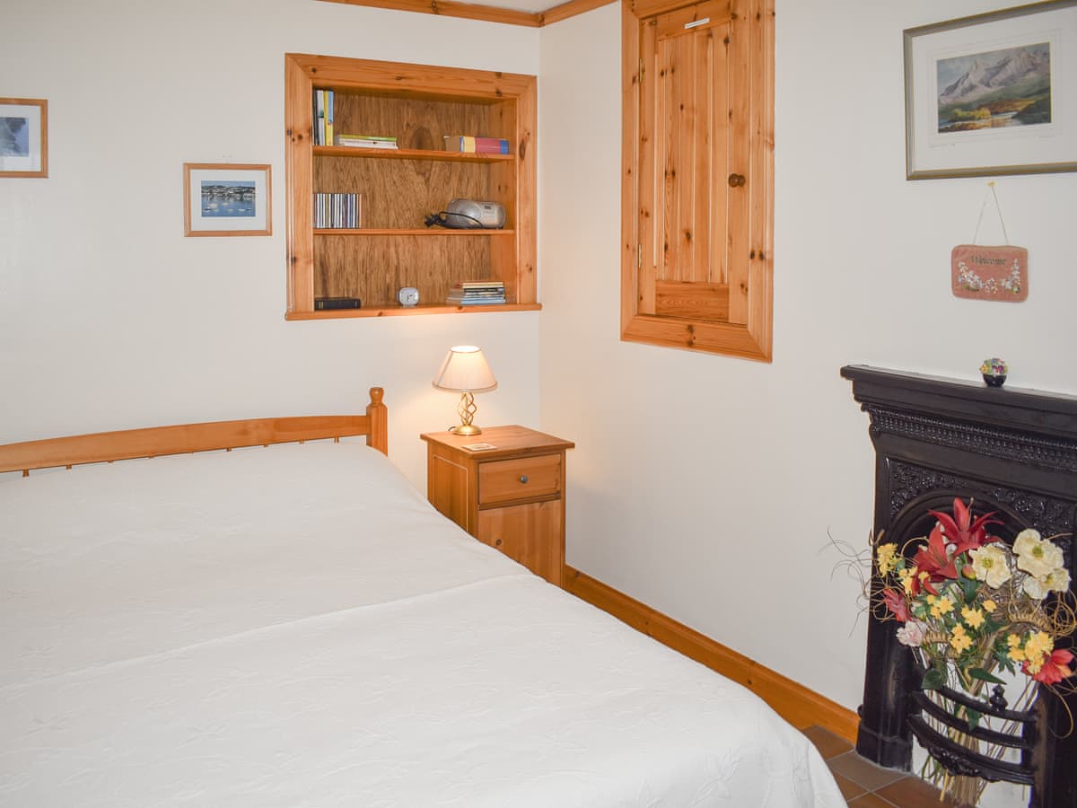 The Cottage, listing photograph 10