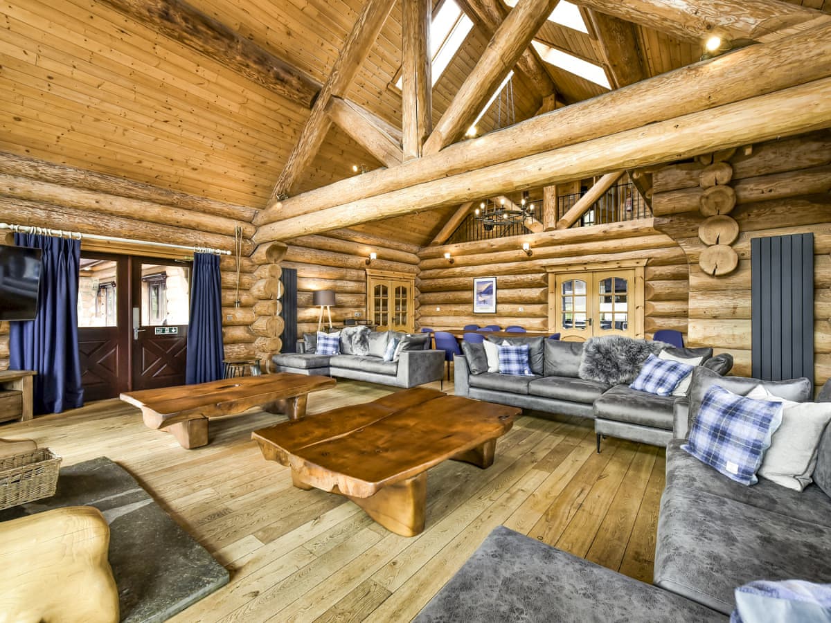 Mountain Bear Lodge, listing photograph 4