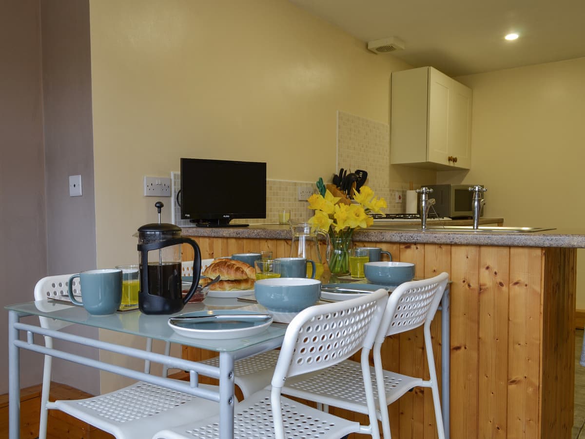 Old Mill Cottage, listing photograph 8