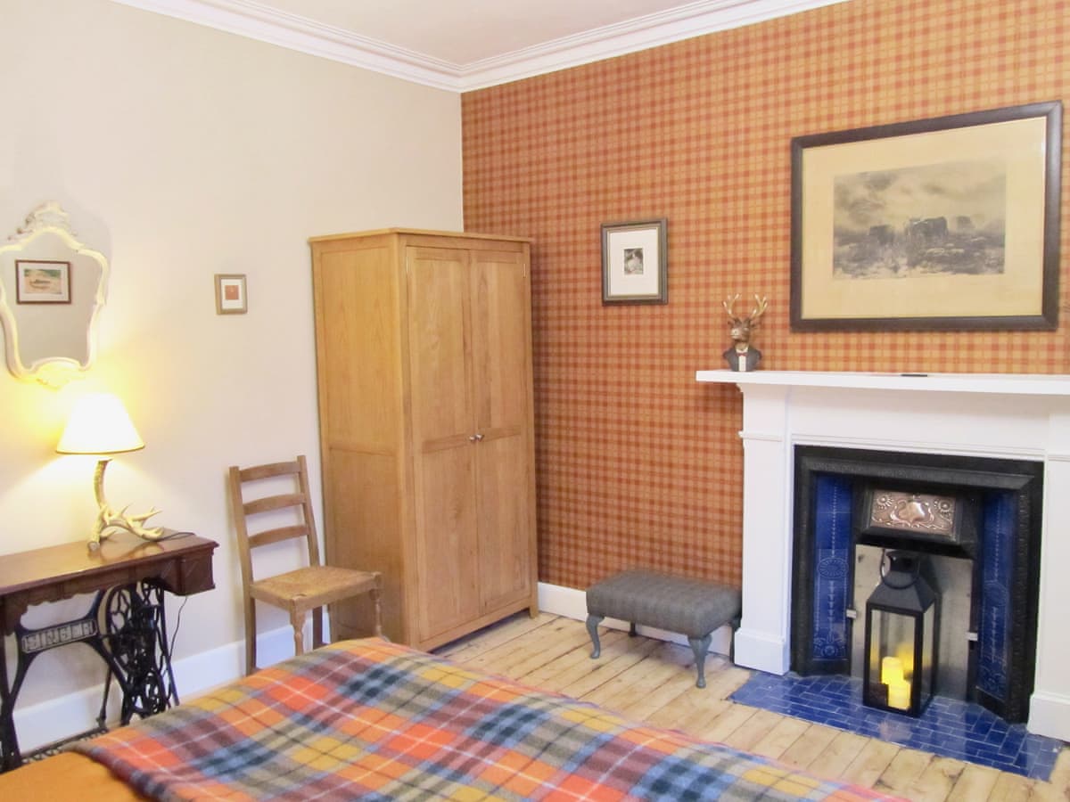 Apartment 2, listing photograph 7