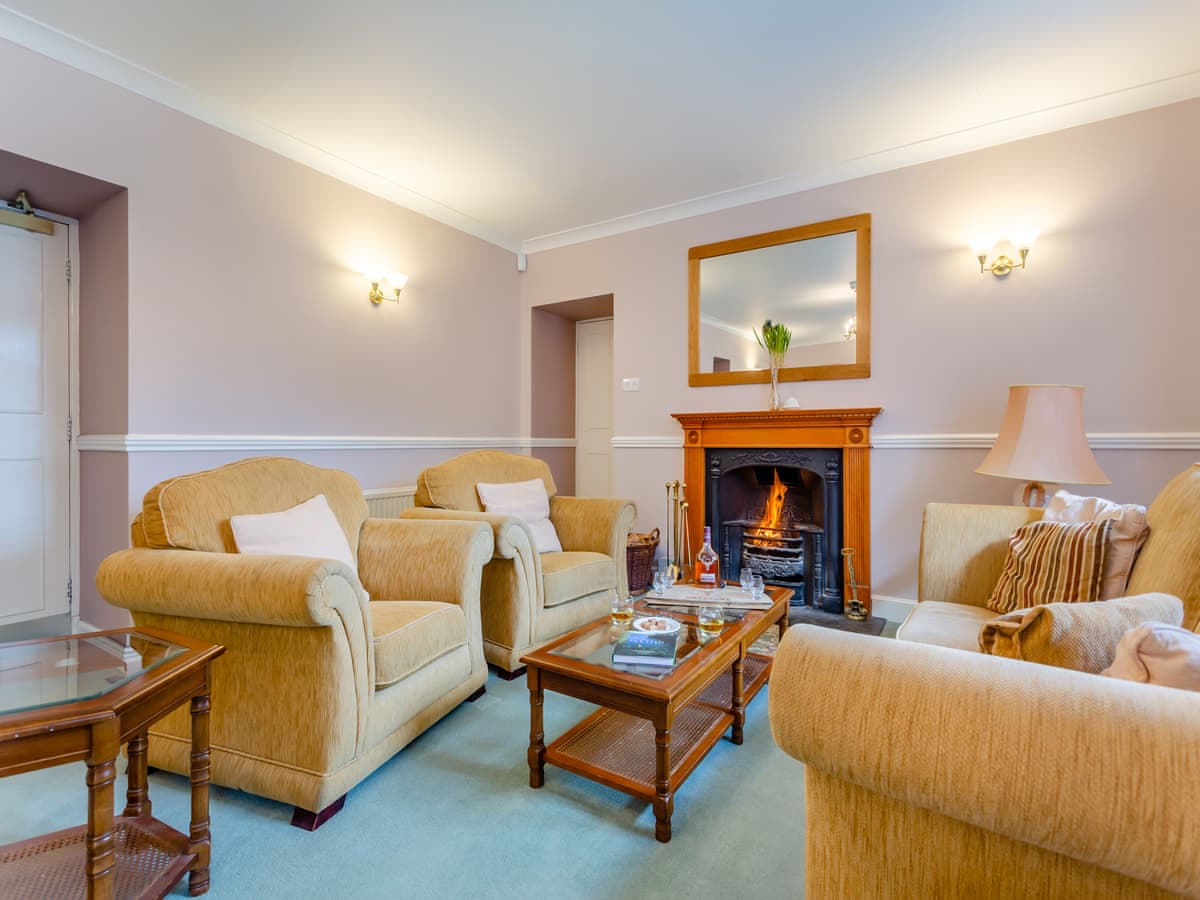Cruives Lodge, listing photograph 3