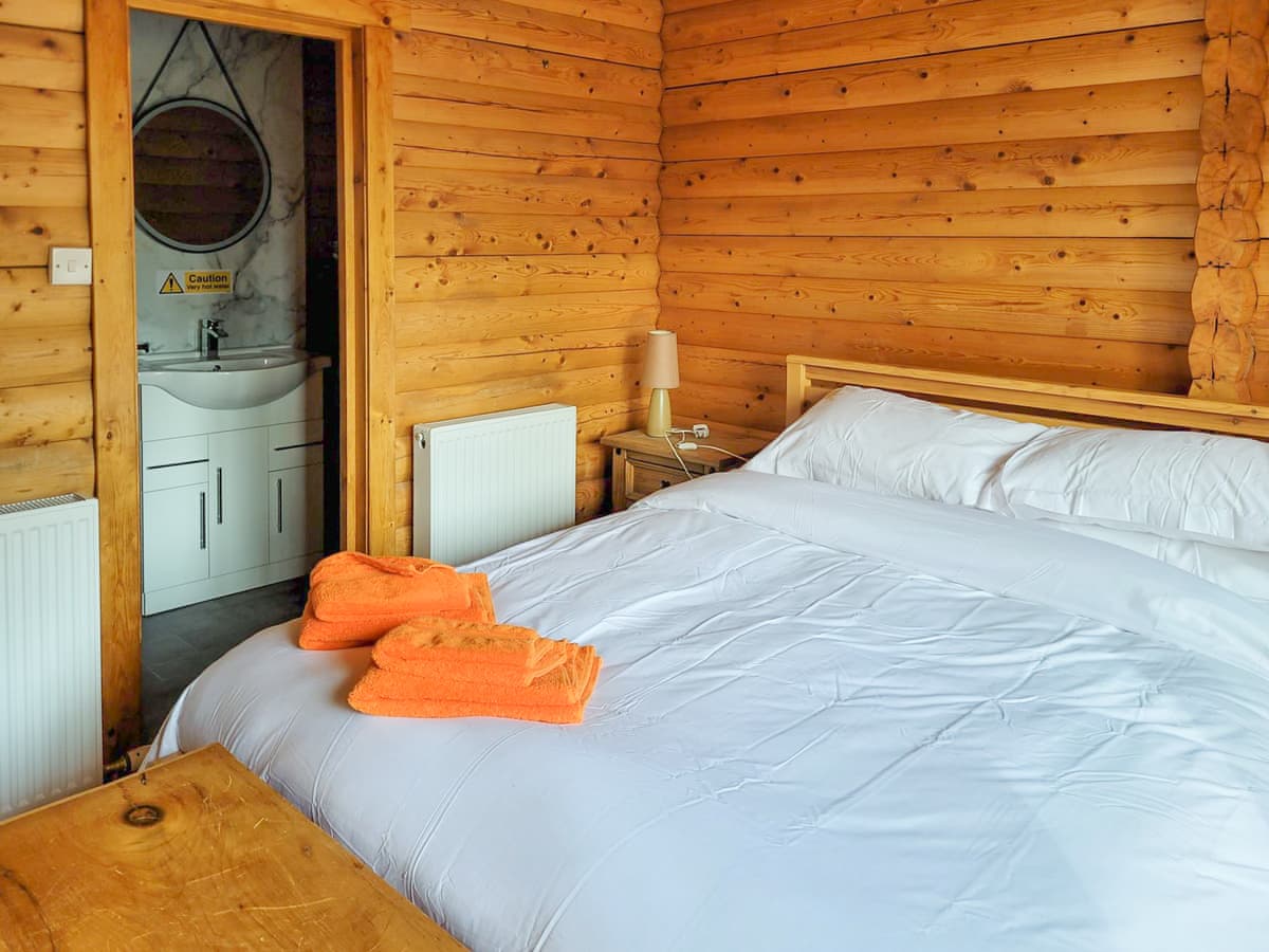 Ardle Lodge, listing photograph 4