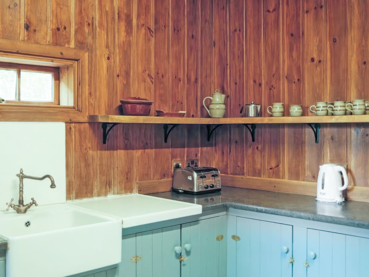 Stuffers Cottage, listing photograph 8