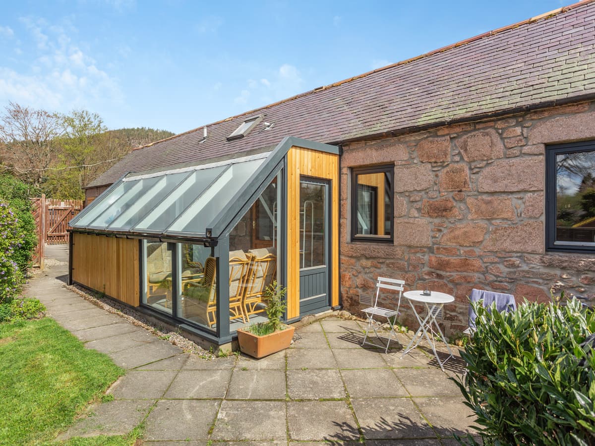 The Coyles Cottage, listing photograph 2