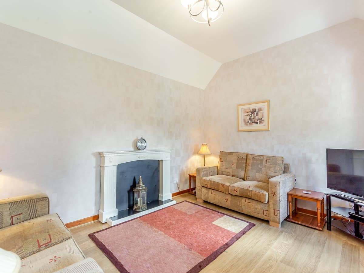 The Coyles Cottage, listing photograph 4