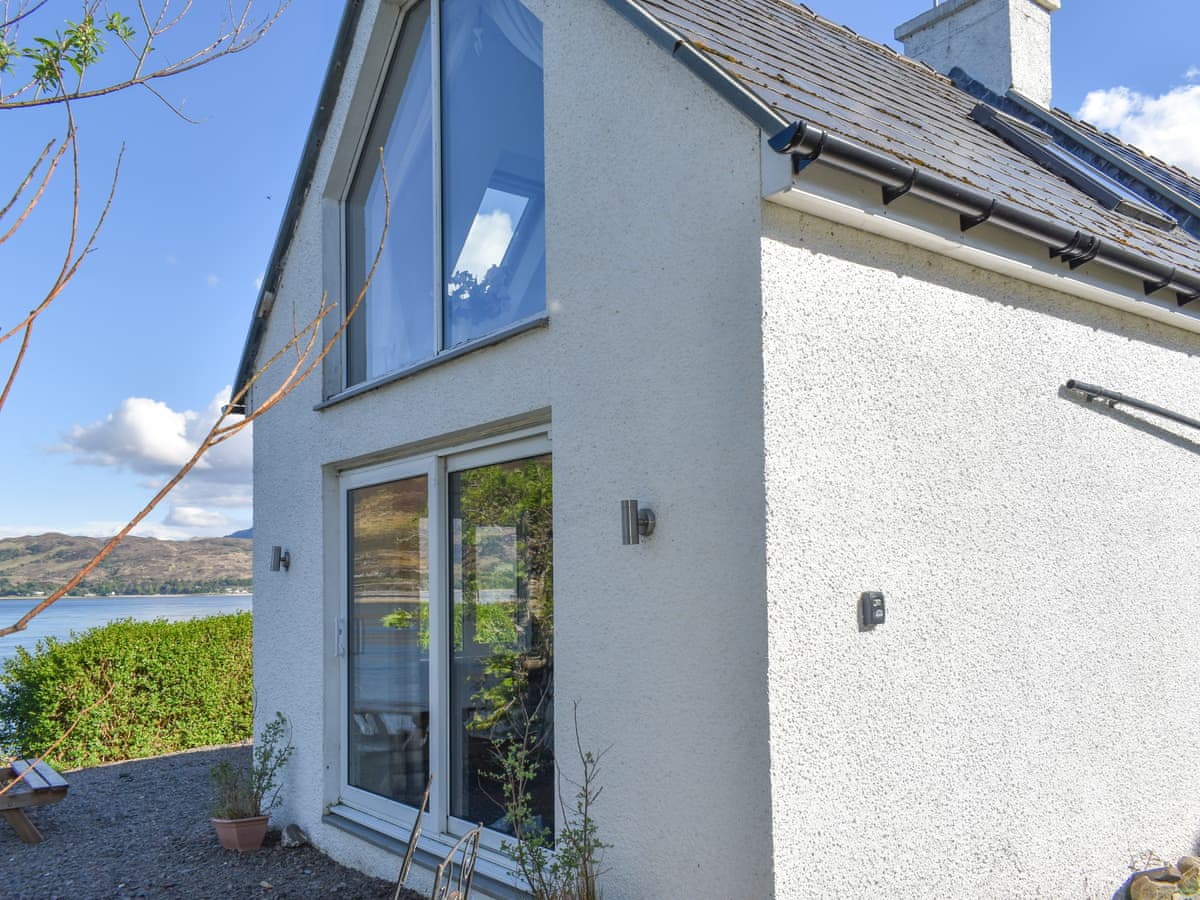 The House On The Slip, listing photograph 8