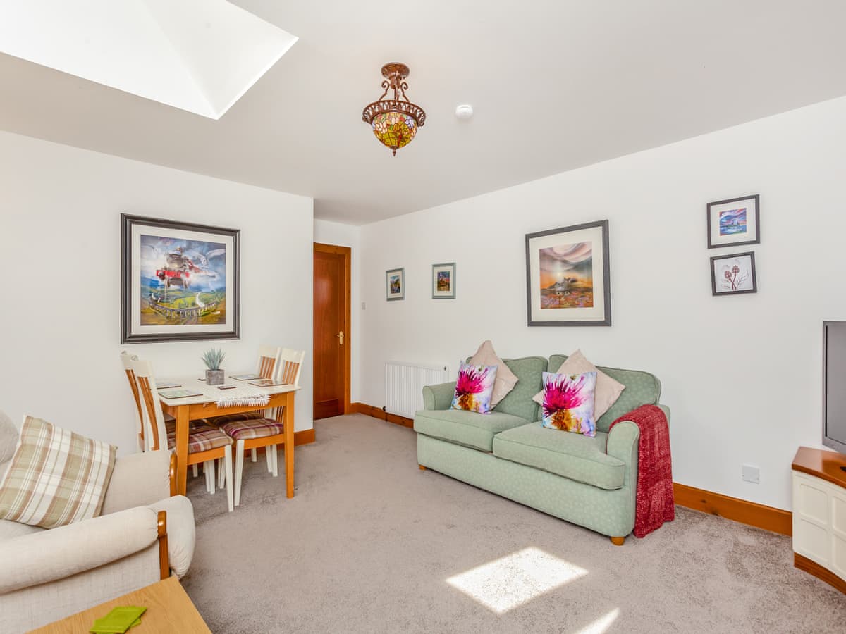 Fyvie Cottage, listing photograph 4