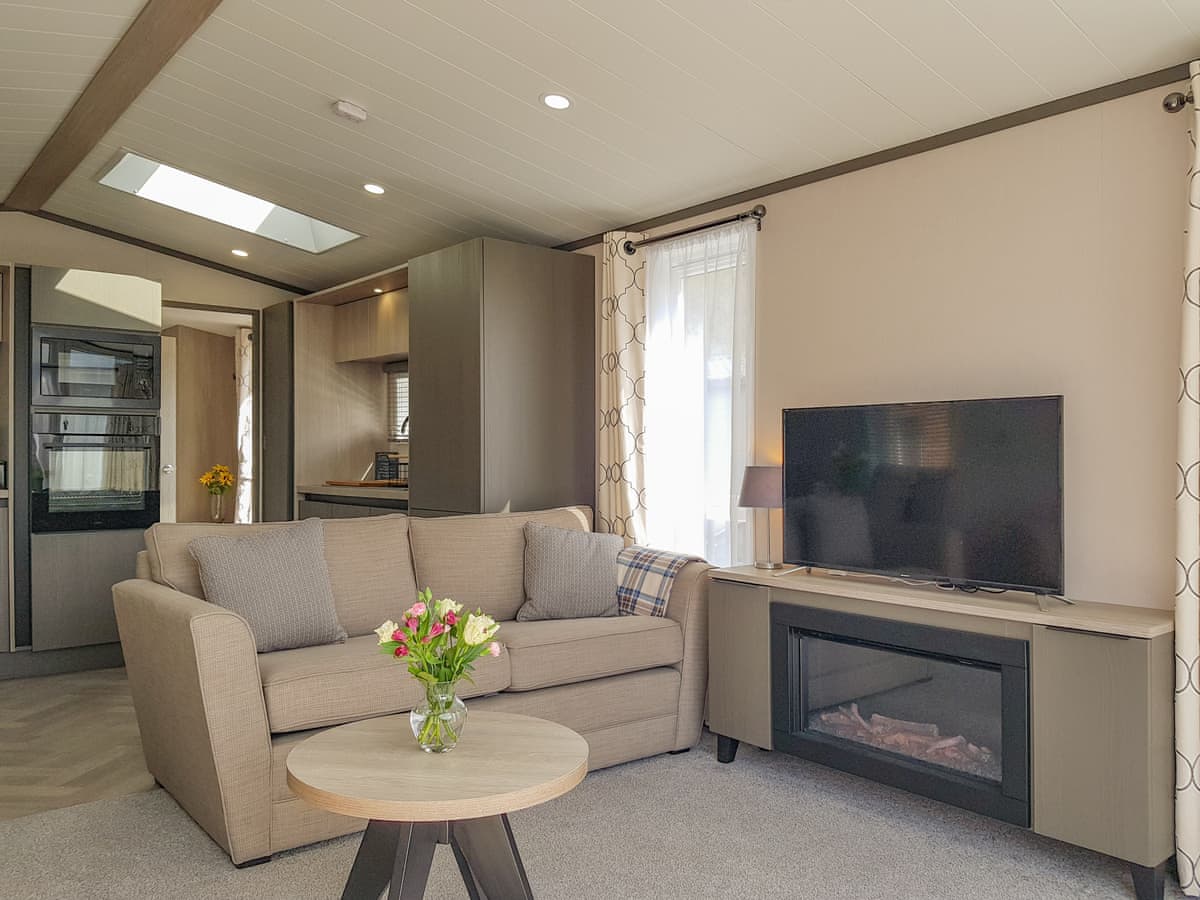 Ben Vorlich Lodge, listing photograph 5