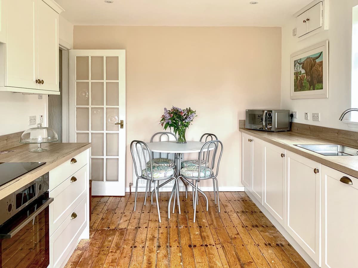 Foresters Cottage, listing photograph 6