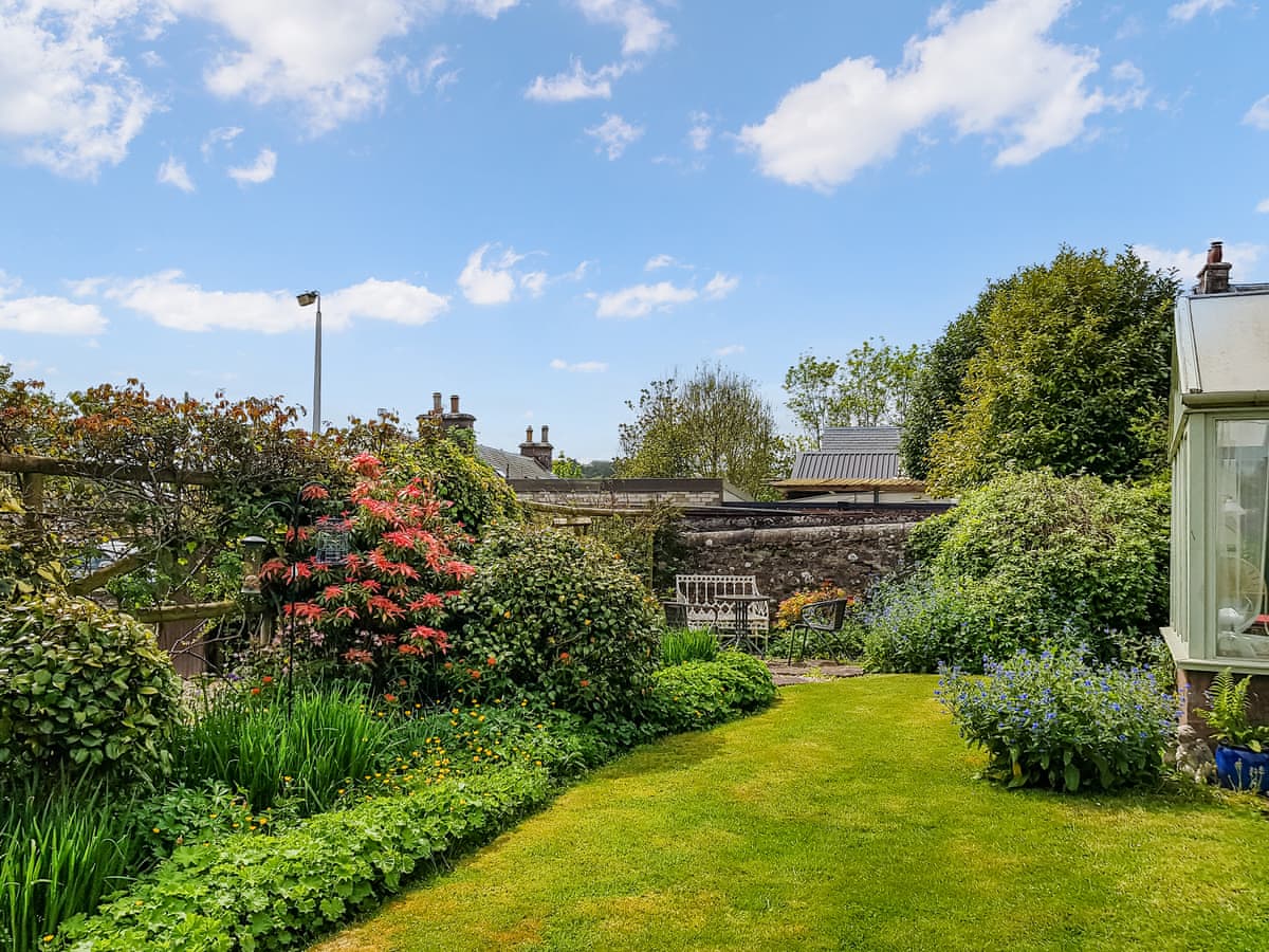 Ivy Cottage, listing photograph 3