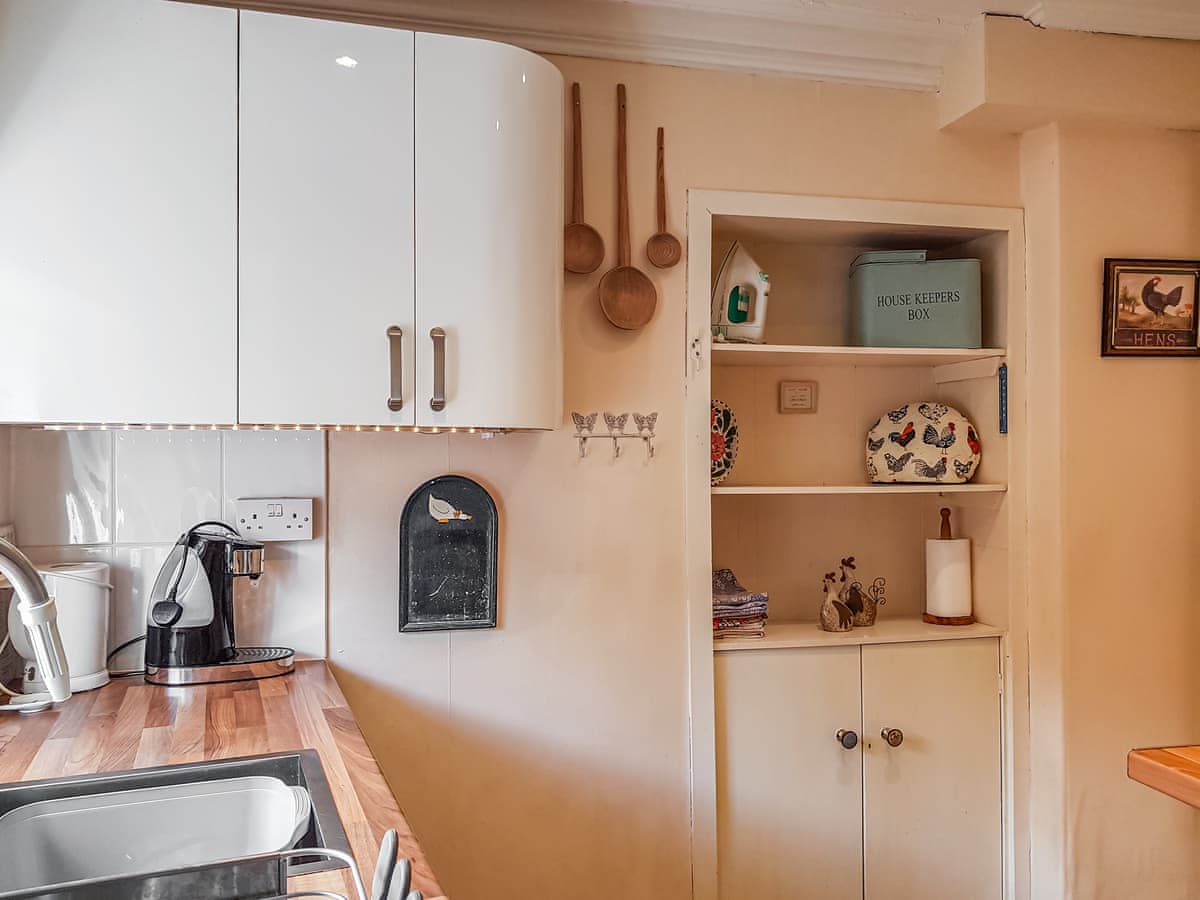 Ivy Cottage, listing photograph 12