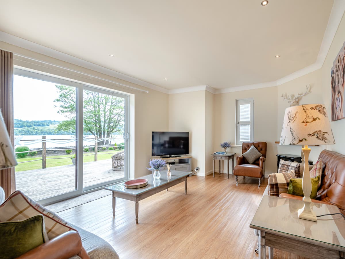 Duck Bay Cottages - Duck Bay Cottage 1, listing photograph 2