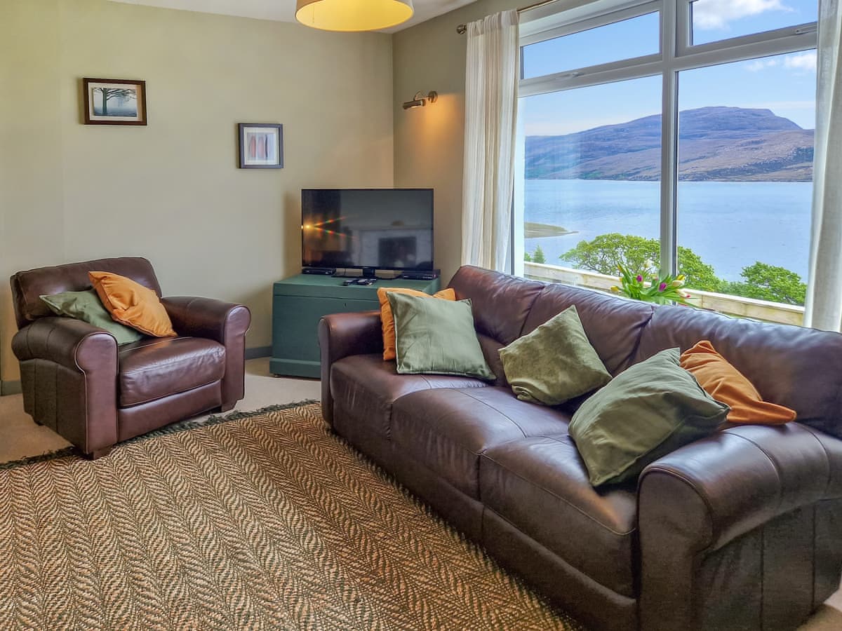 Westfield House, listing photograph 4