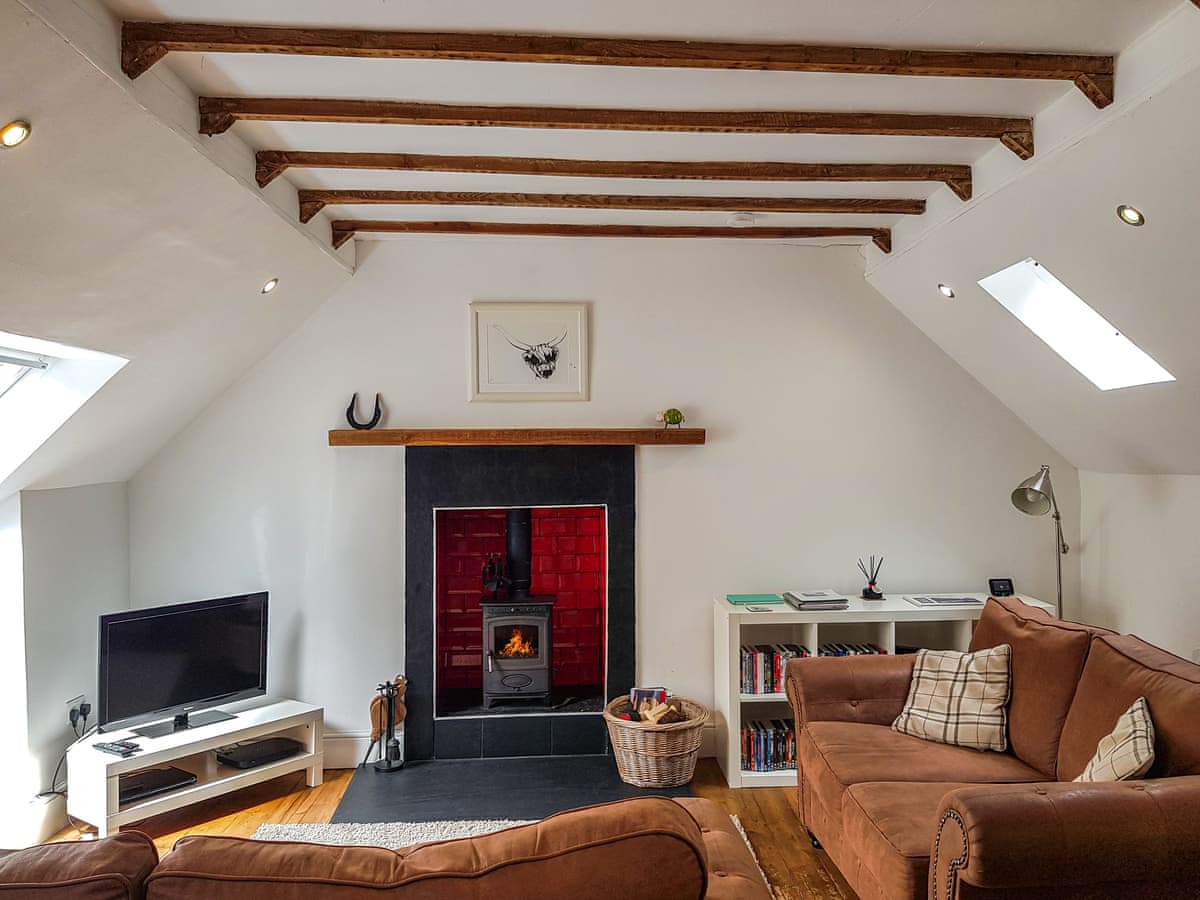 Craigdarroch Cottage, listing photograph 4