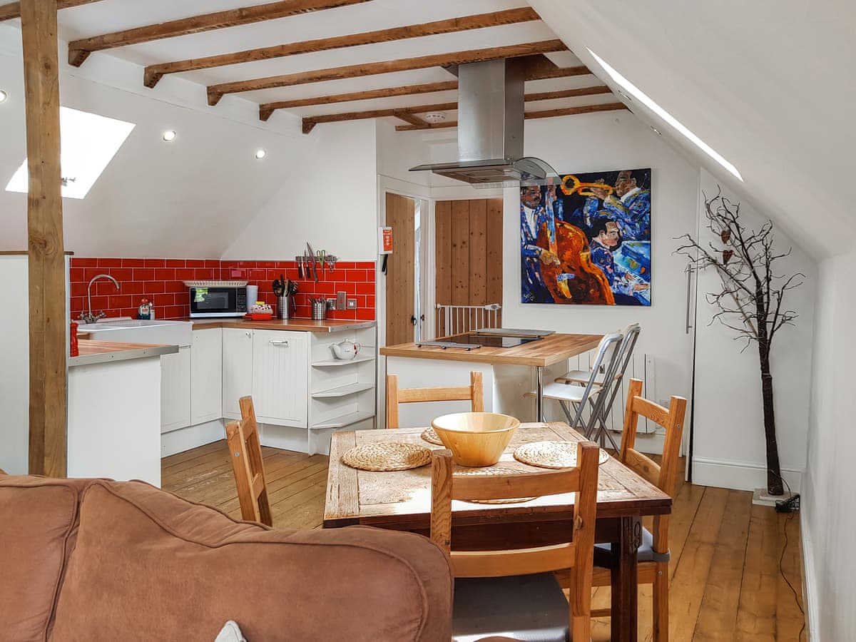 Craigdarroch Cottage, listing photograph 6