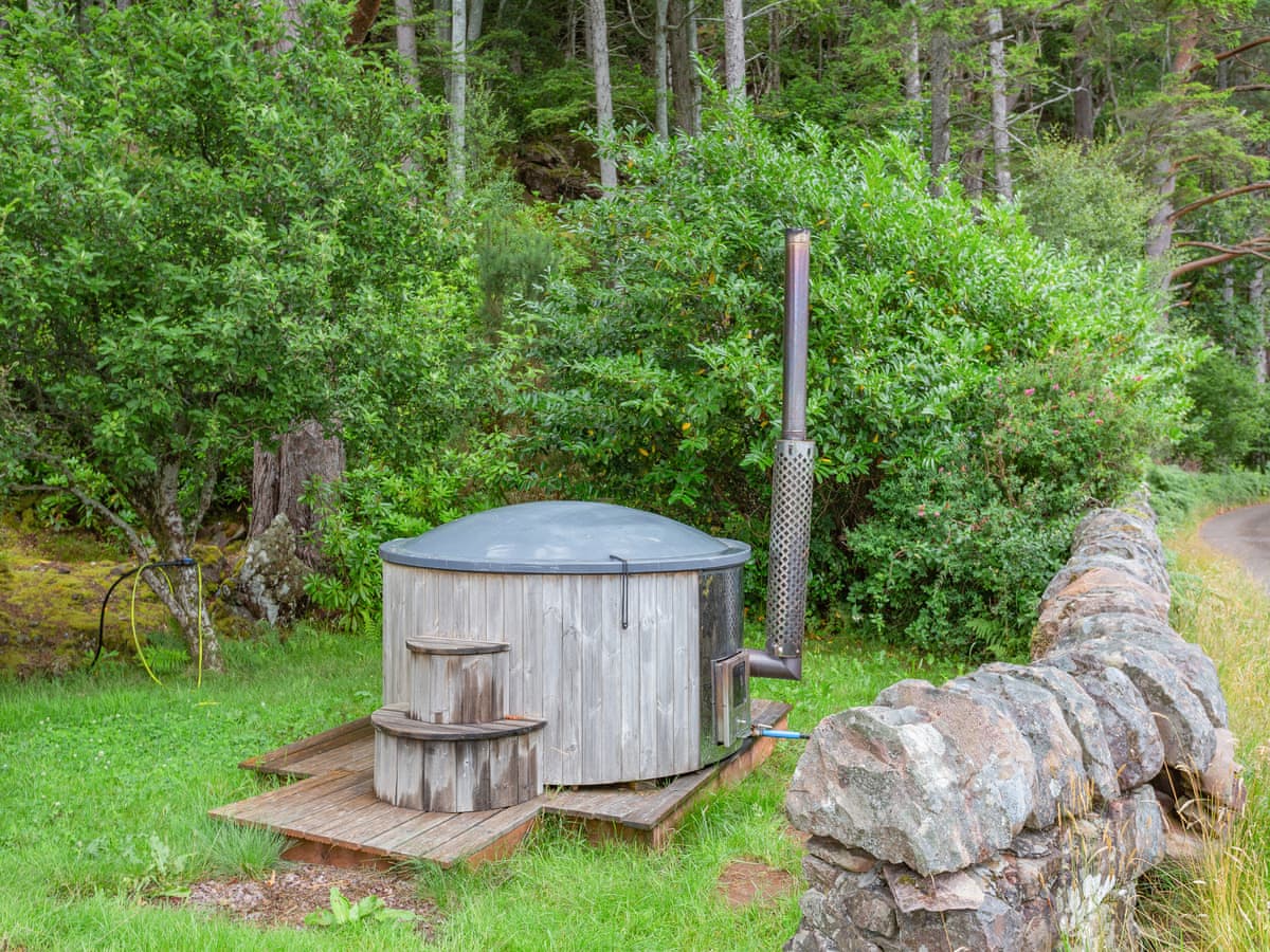 Torridon Estate - Lochside Cottage, listing photograph 2