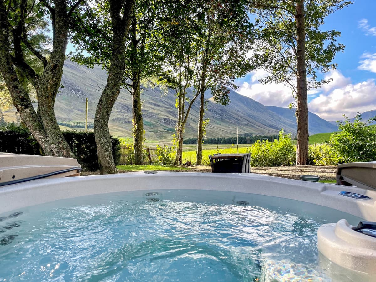 Glen Clova Getaways - Brandy Cottage