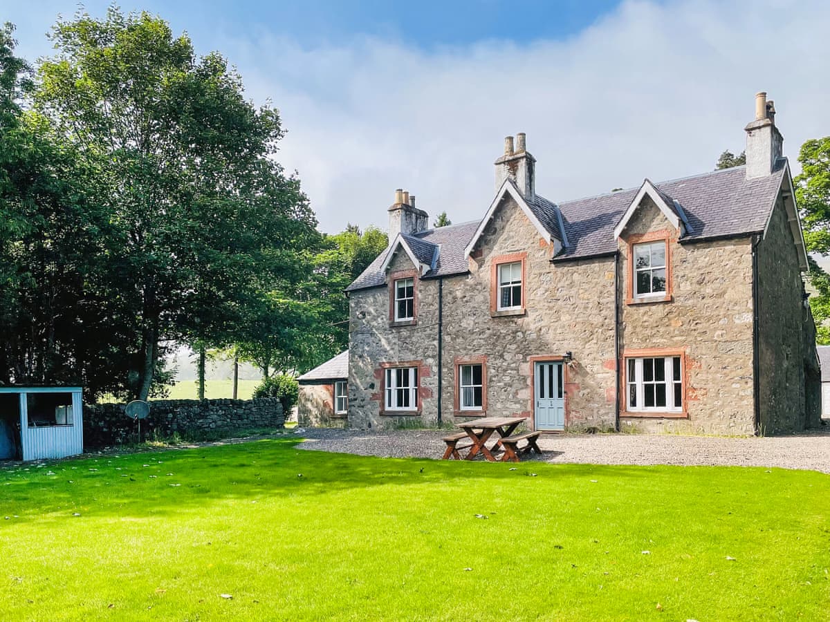 Glen Clova Getaways - The Old Manse
