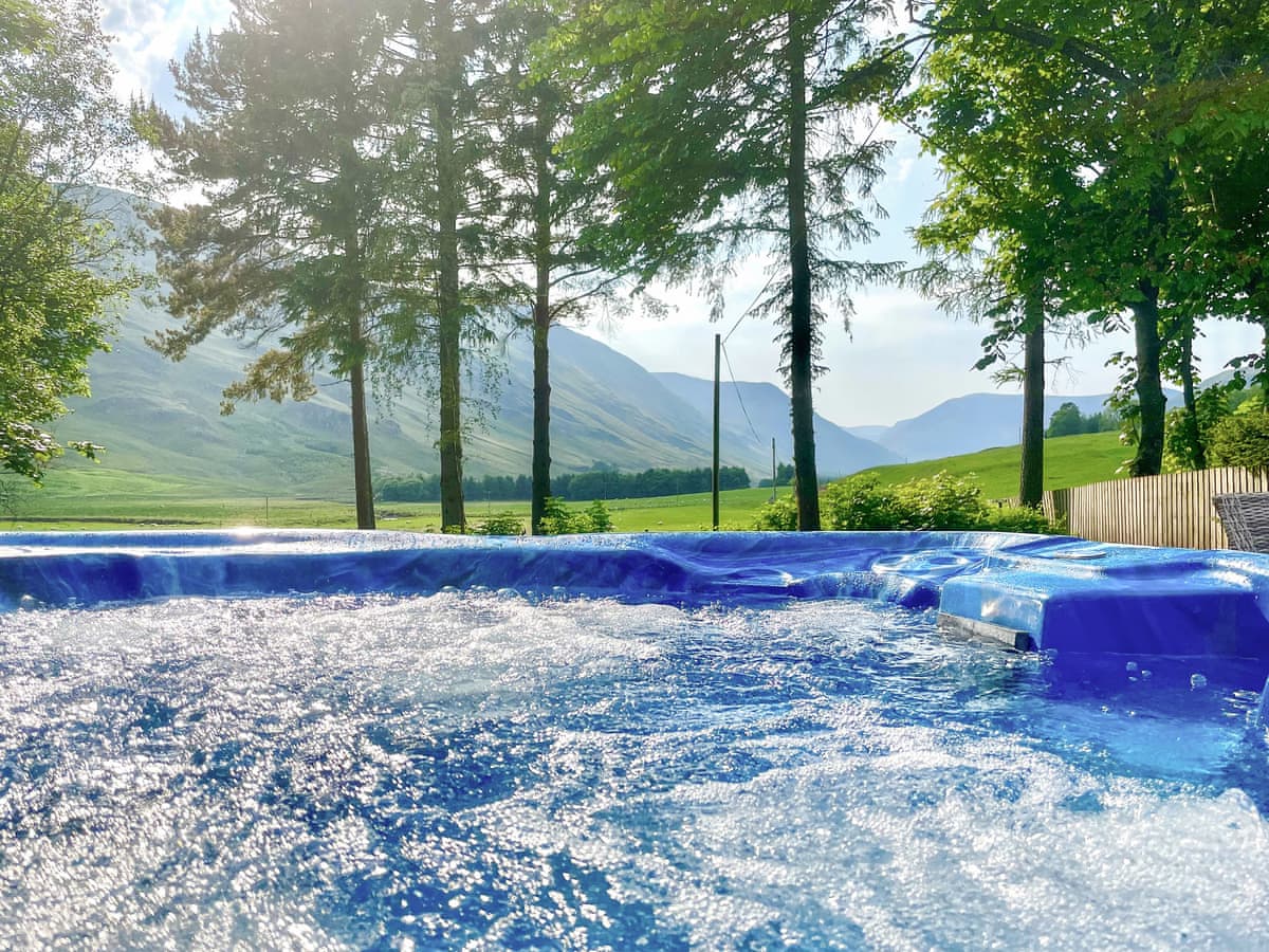 Glen Clova Getaways - The Old Manse, listing photograph 2