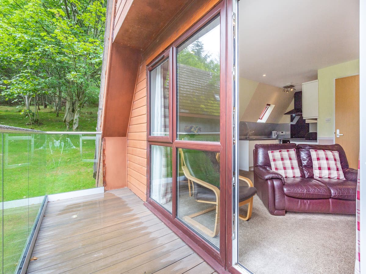 Flowerburn Holidays - Gorse Lodge, listing photograph 11