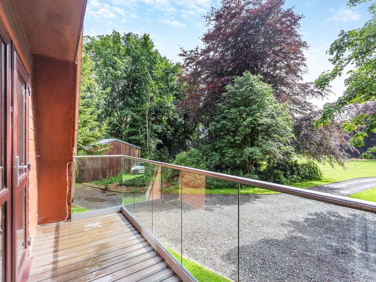 Flowerburn Holidays - Gorse Lodge, listing photograph 12