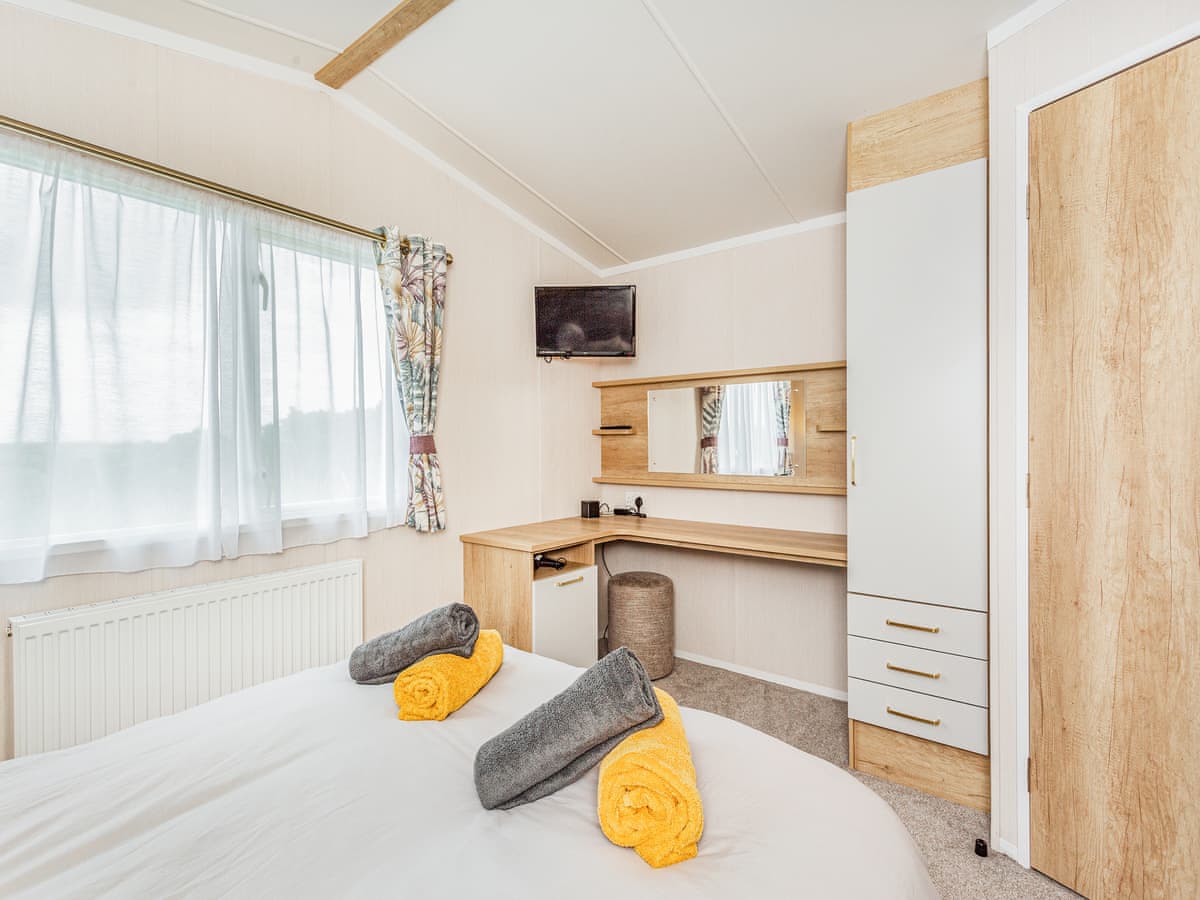 The Bordeux, listing photograph 8