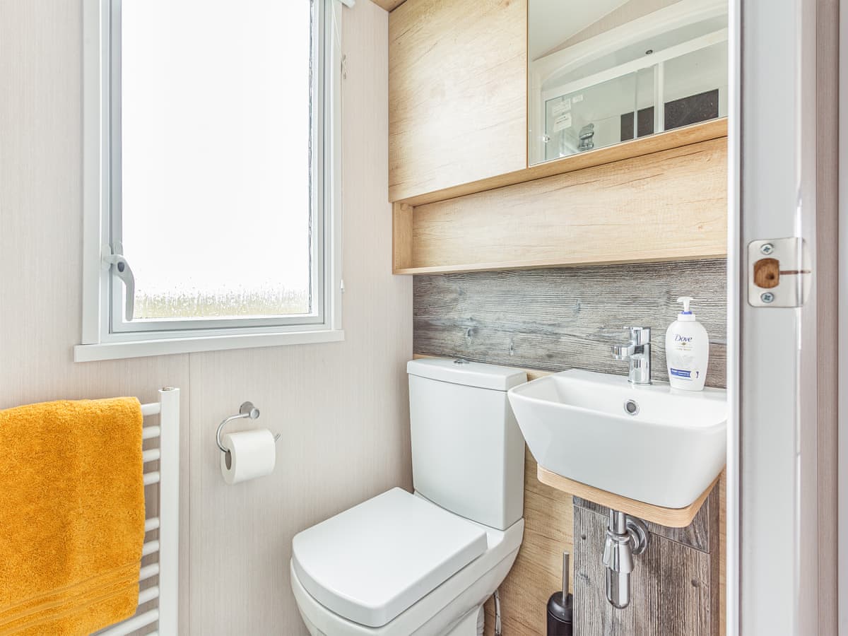 The Bordeux, listing photograph 11