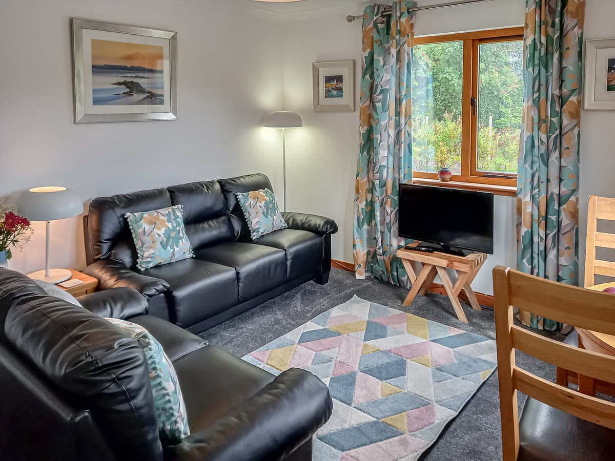 Seangan Lodges & Beech House - Birch Lodge, listing photograph 2