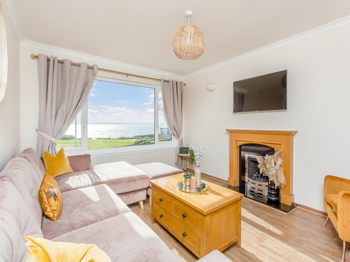 Mermaid View, listing photograph 4